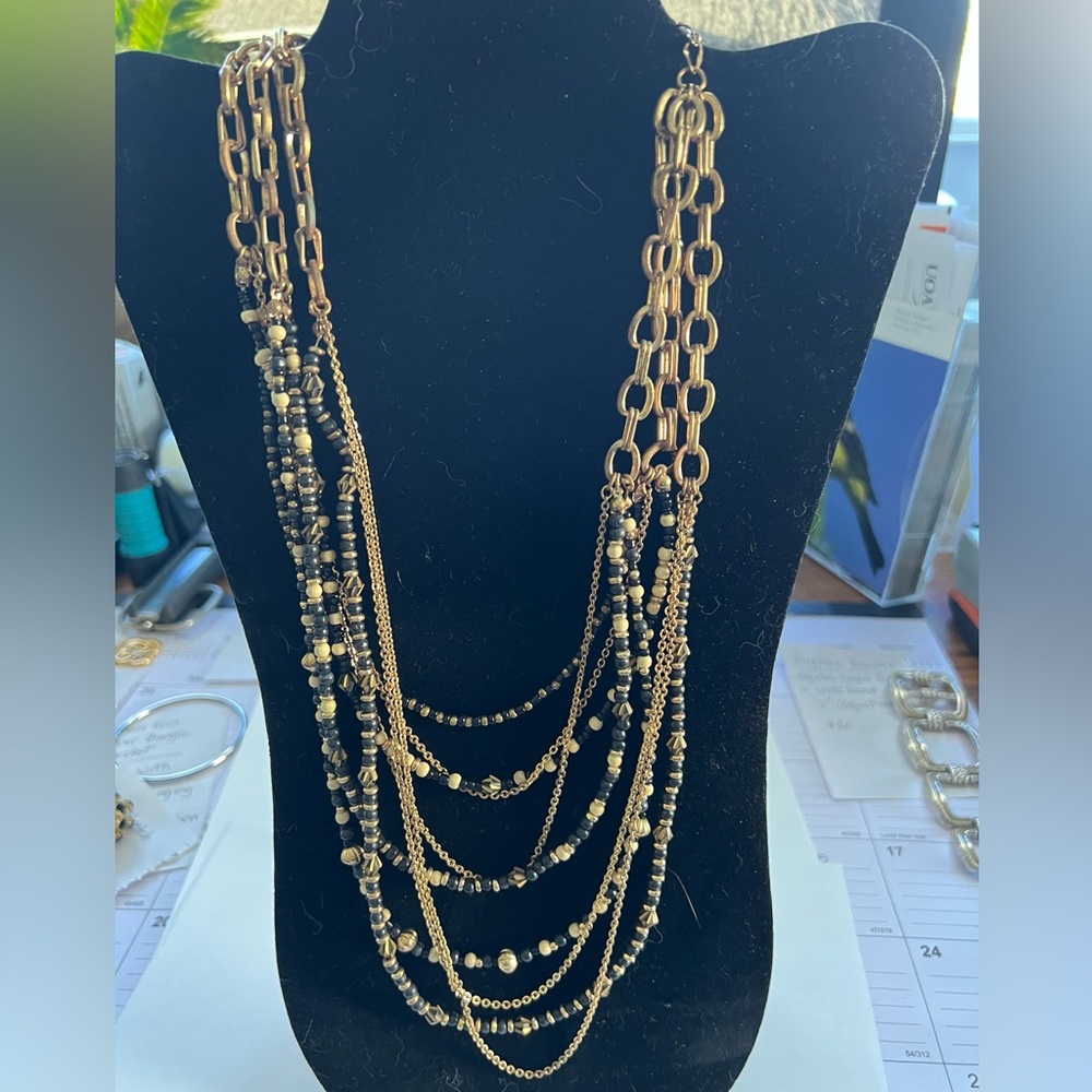 CHICO’S MULTI STRANDED NECKLACE